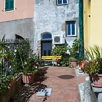 Casa Degli Olivi * 레반토