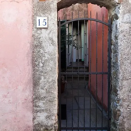 Casa Degli Olivi レヴァント